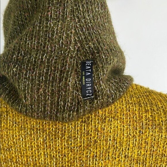 Beata Dirycz Loose Cape Sweater in Mustard - S - Picture 7 of 7